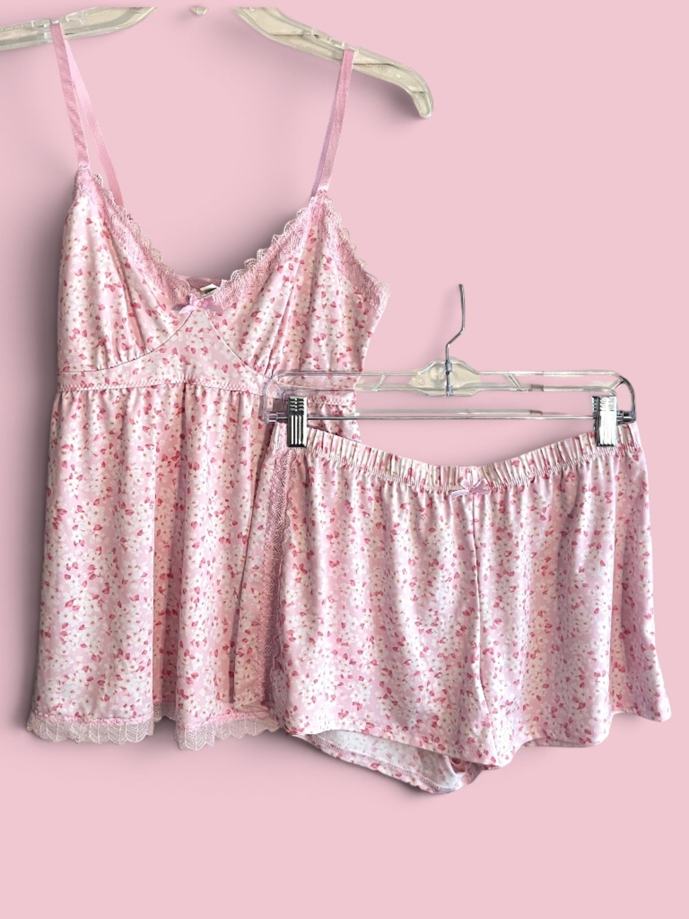 Laura Ashley Satiny Pink Floral Shorty Pajama Set Size Medium NWOT
